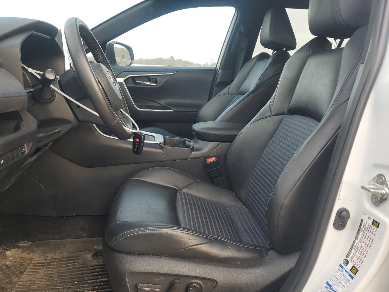 2020 Toyota RAV 4 - Image 7