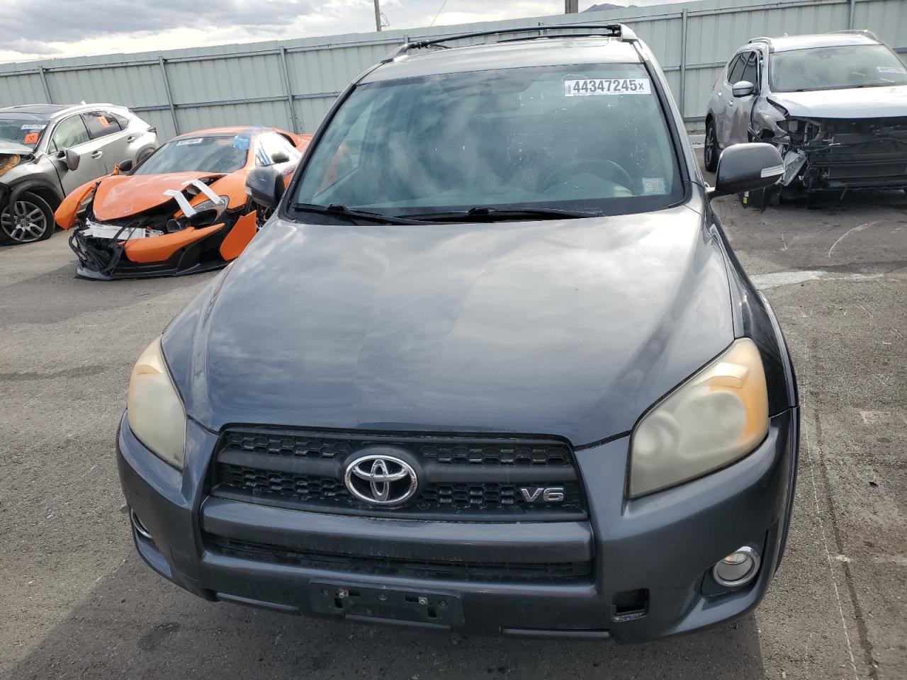 2010 Toyota RAV 4 - Image 5