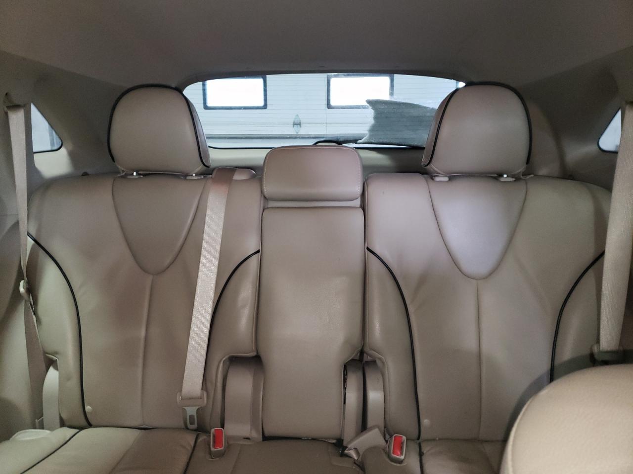 2012 Toyota Venza - Image 10