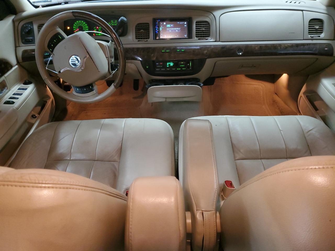 2010 Mercury Grand Marquis - Image 8