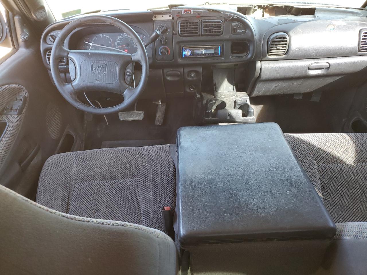 2000 Dodge RAM - Image 8