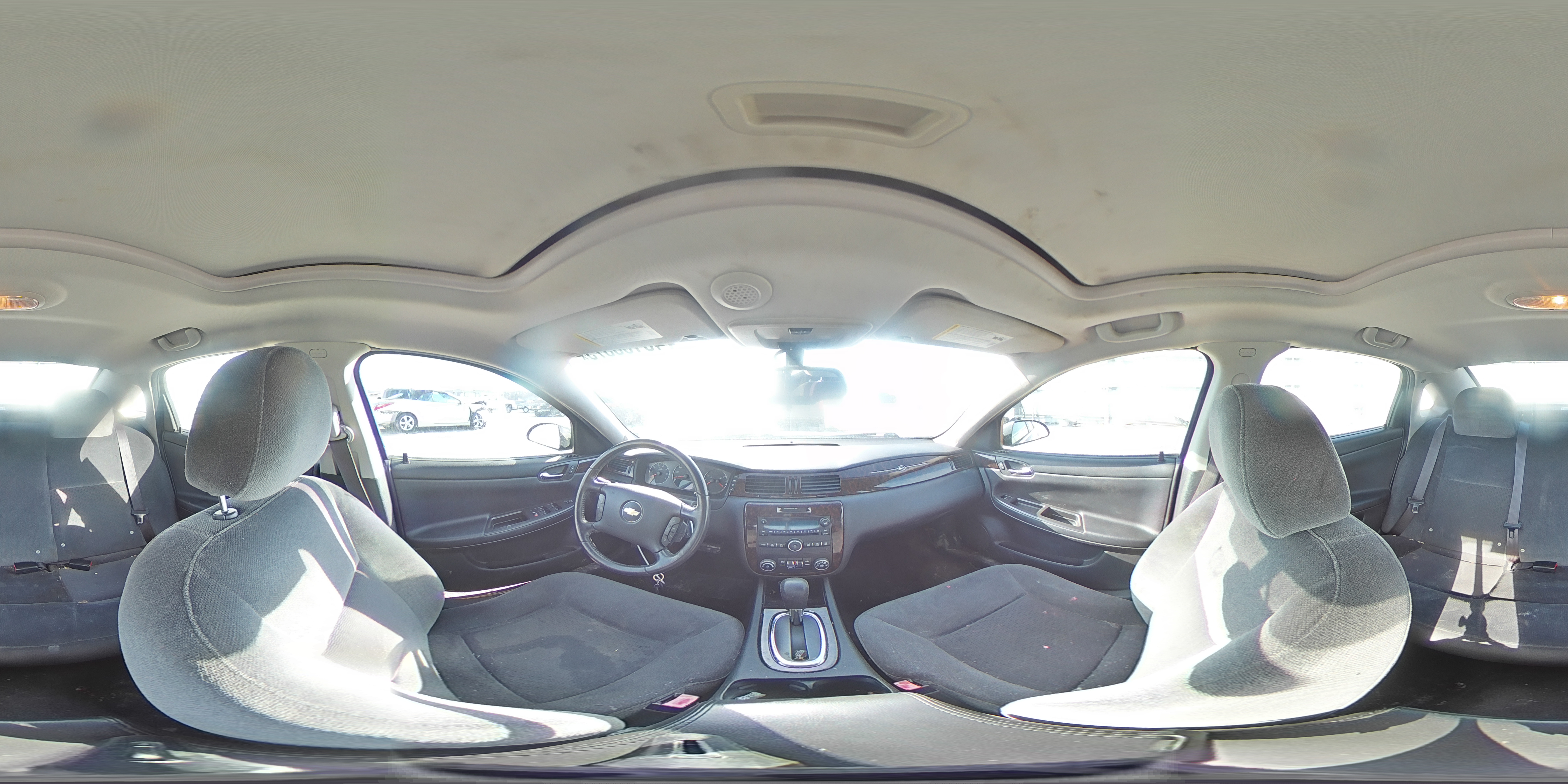2014 Chevrolet Impala - Image 13