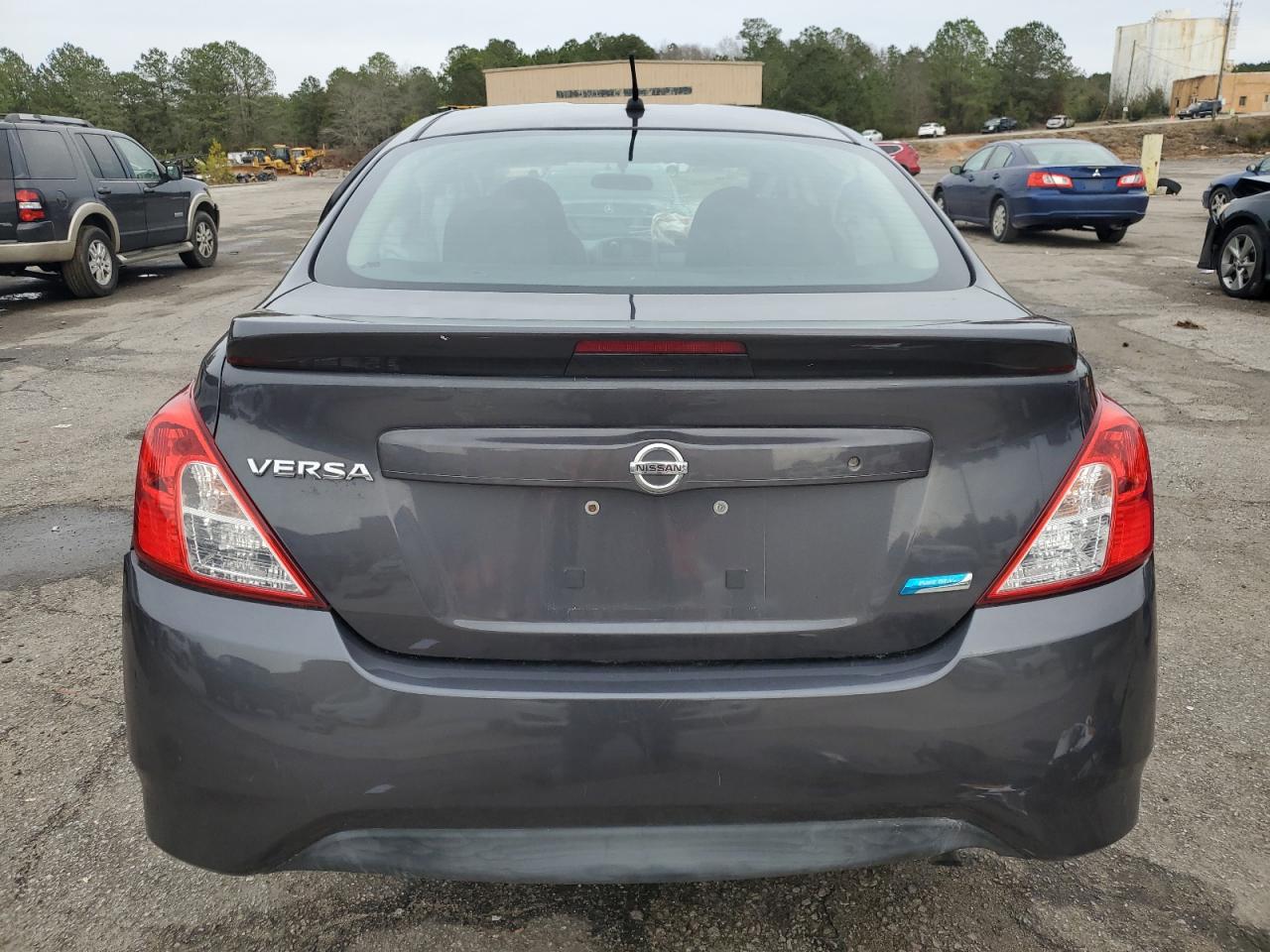 2015 Nissan Versa - Image 6