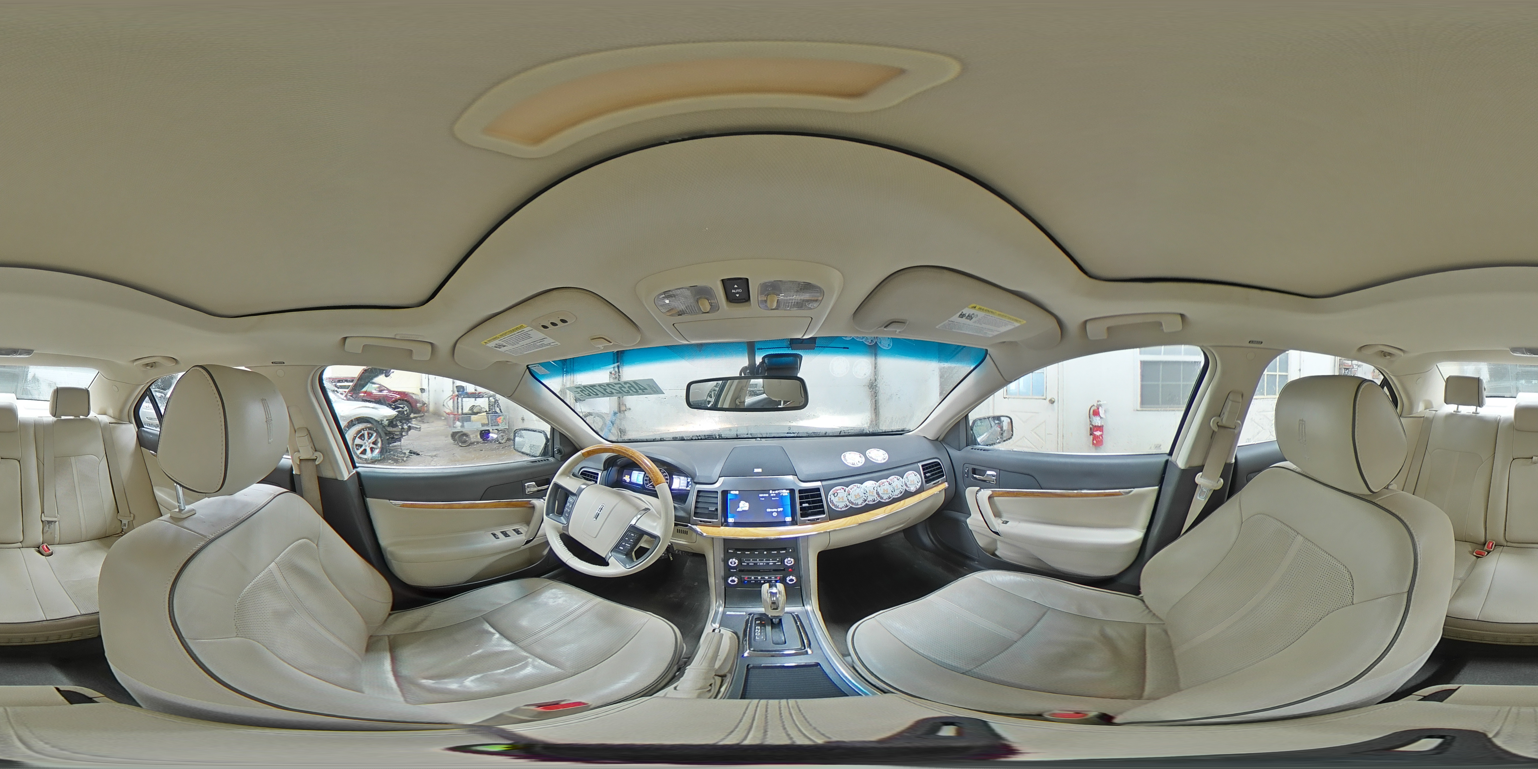 2012 Lincoln MKZ - Image 14