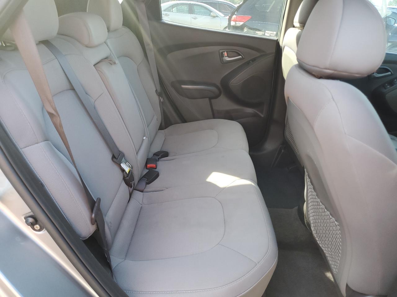 2015 Hyundai Tucson - Image 11