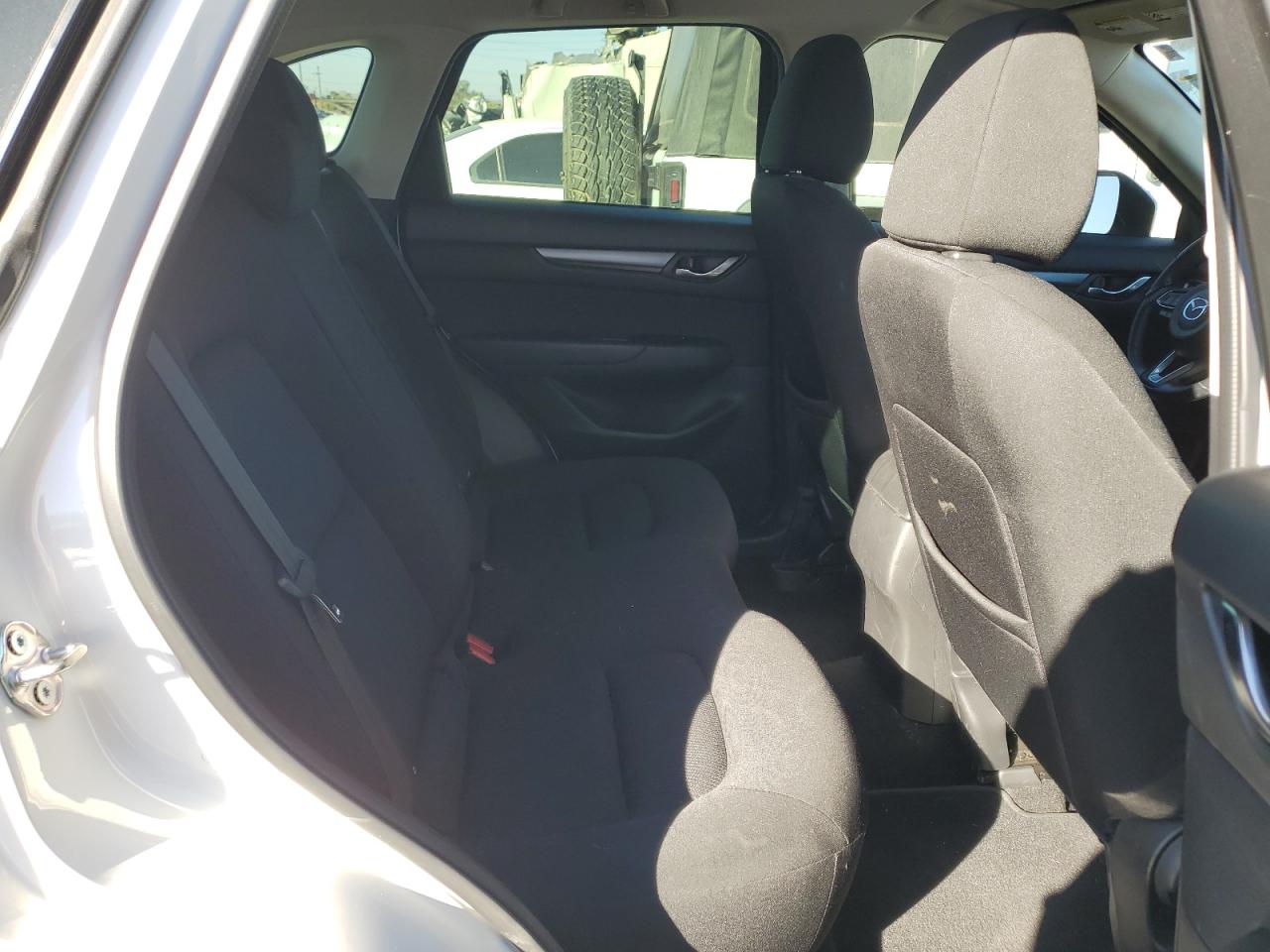 2018 Mazda CX-5 - Image 11