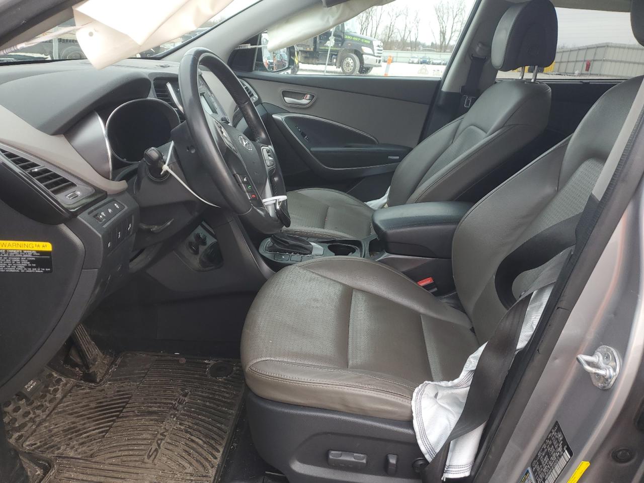 2014 Hyundai Santa Fe - Image 7