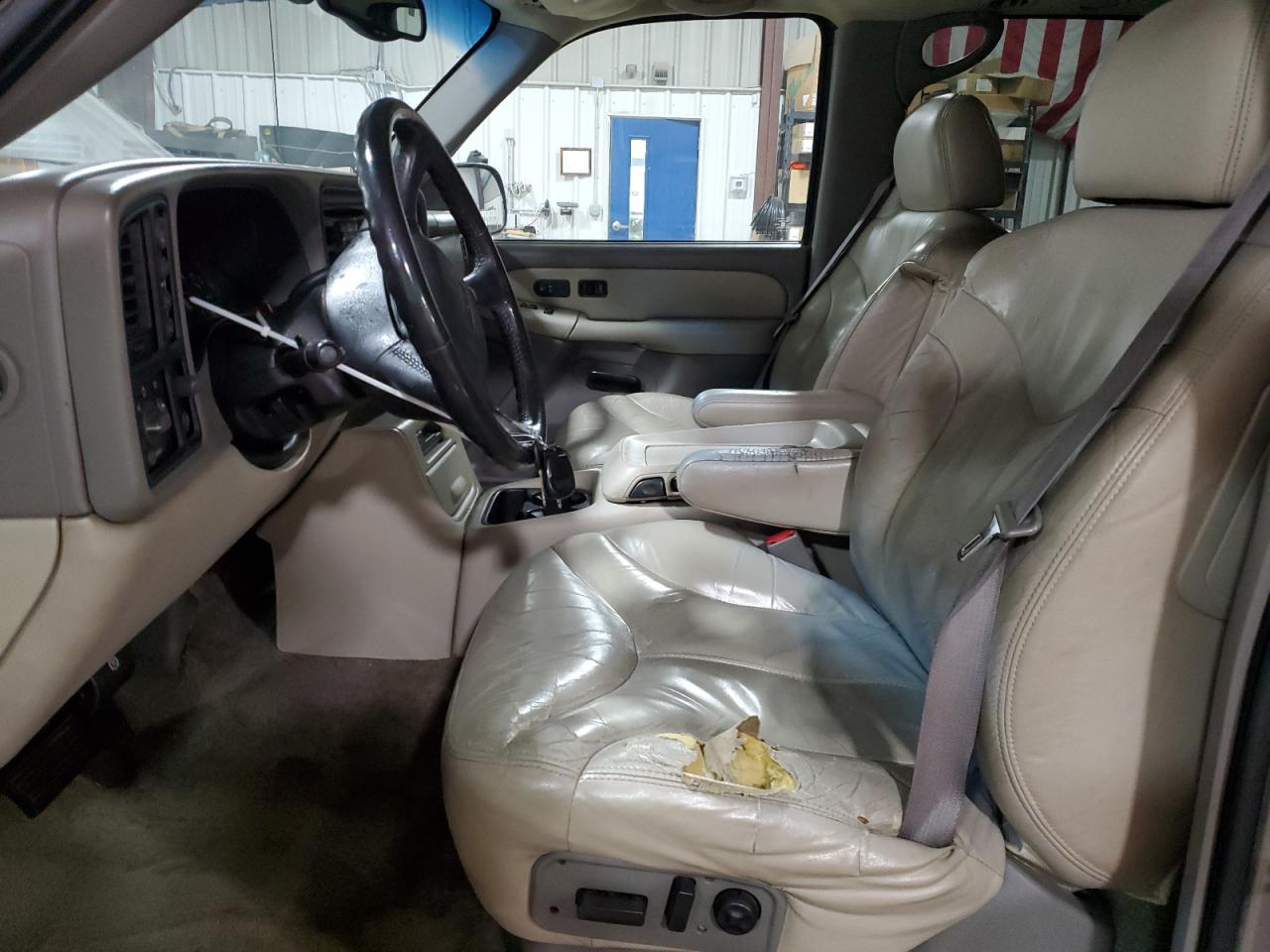 2002 GMC Yukon - Image 7