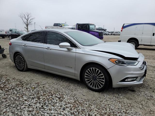  FORD FUSION 2017 Серебристый