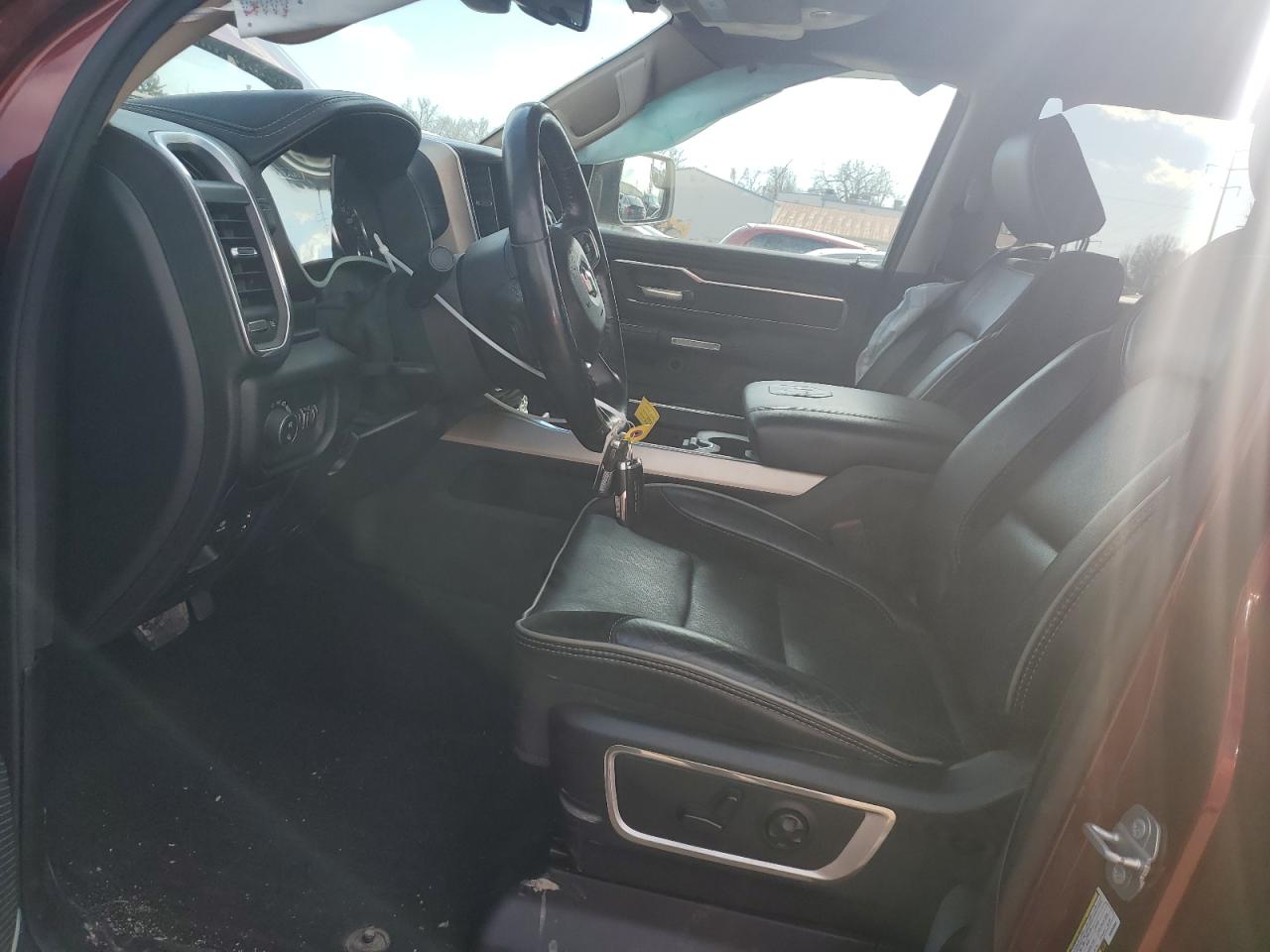 2019 RAM 1500 - Image 7