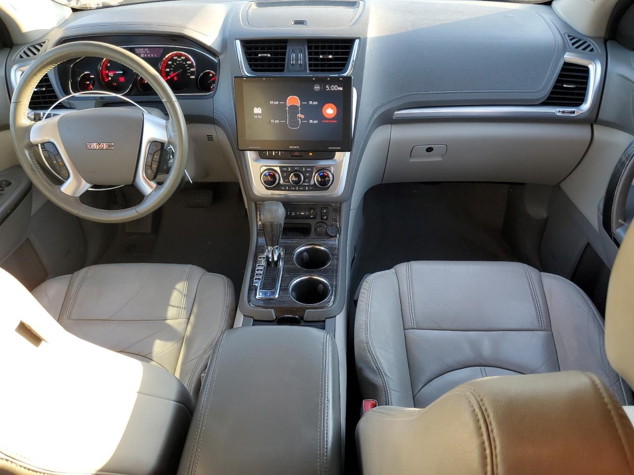 2014 GMC Acadia - Image 8