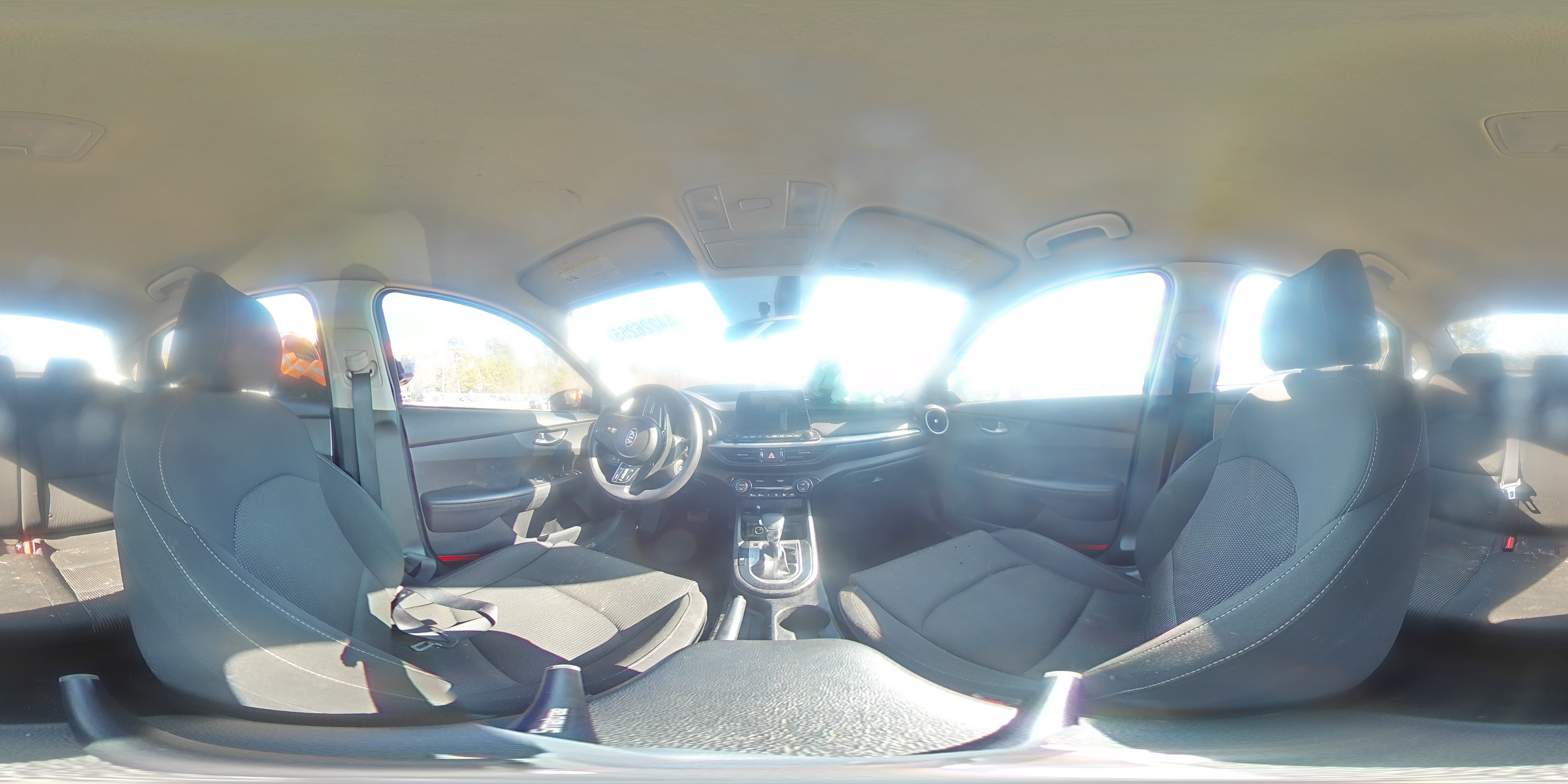 2019 Kia Forte - Image 13