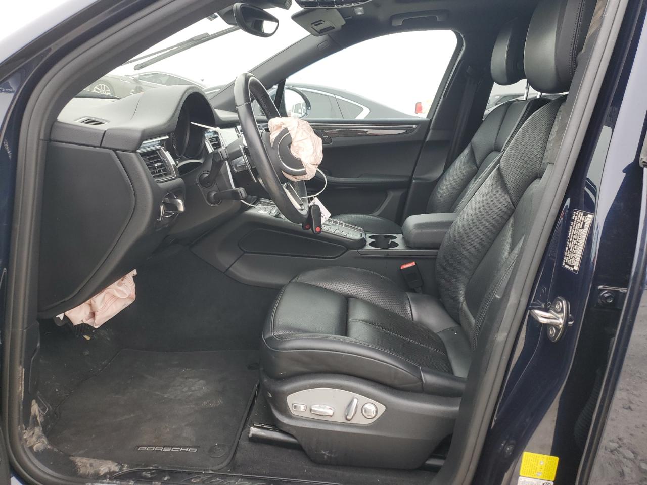 2018 Porsche Macan - Image 7