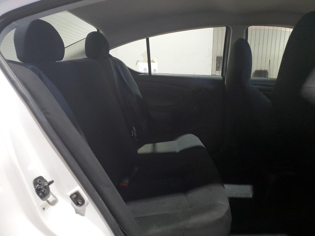 2014 Nissan Versa - Image 10