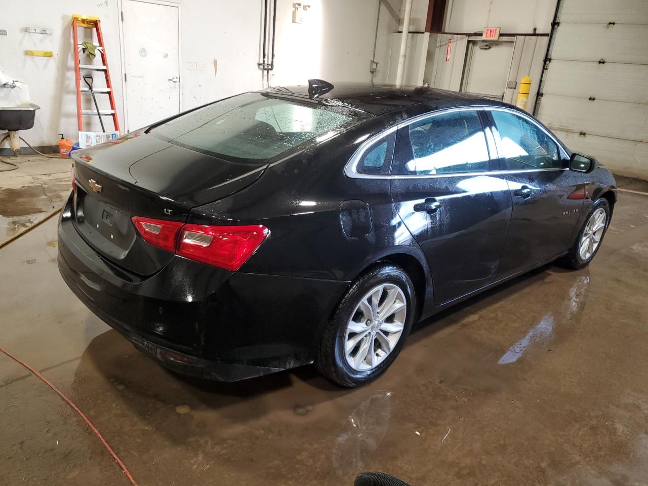 2023 Chevrolet Malibu - Image 3