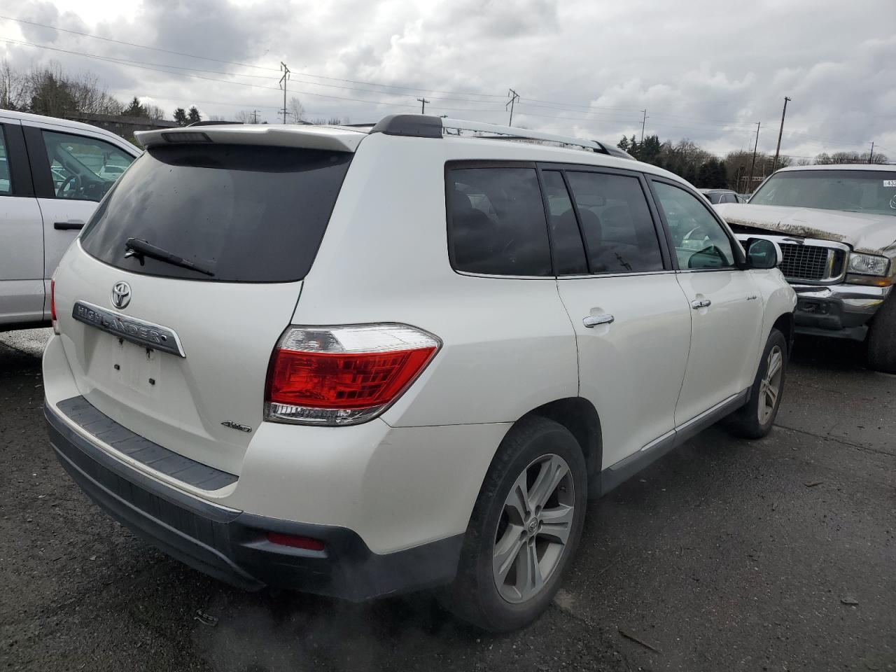 2011 Toyota Highlander - Image 3