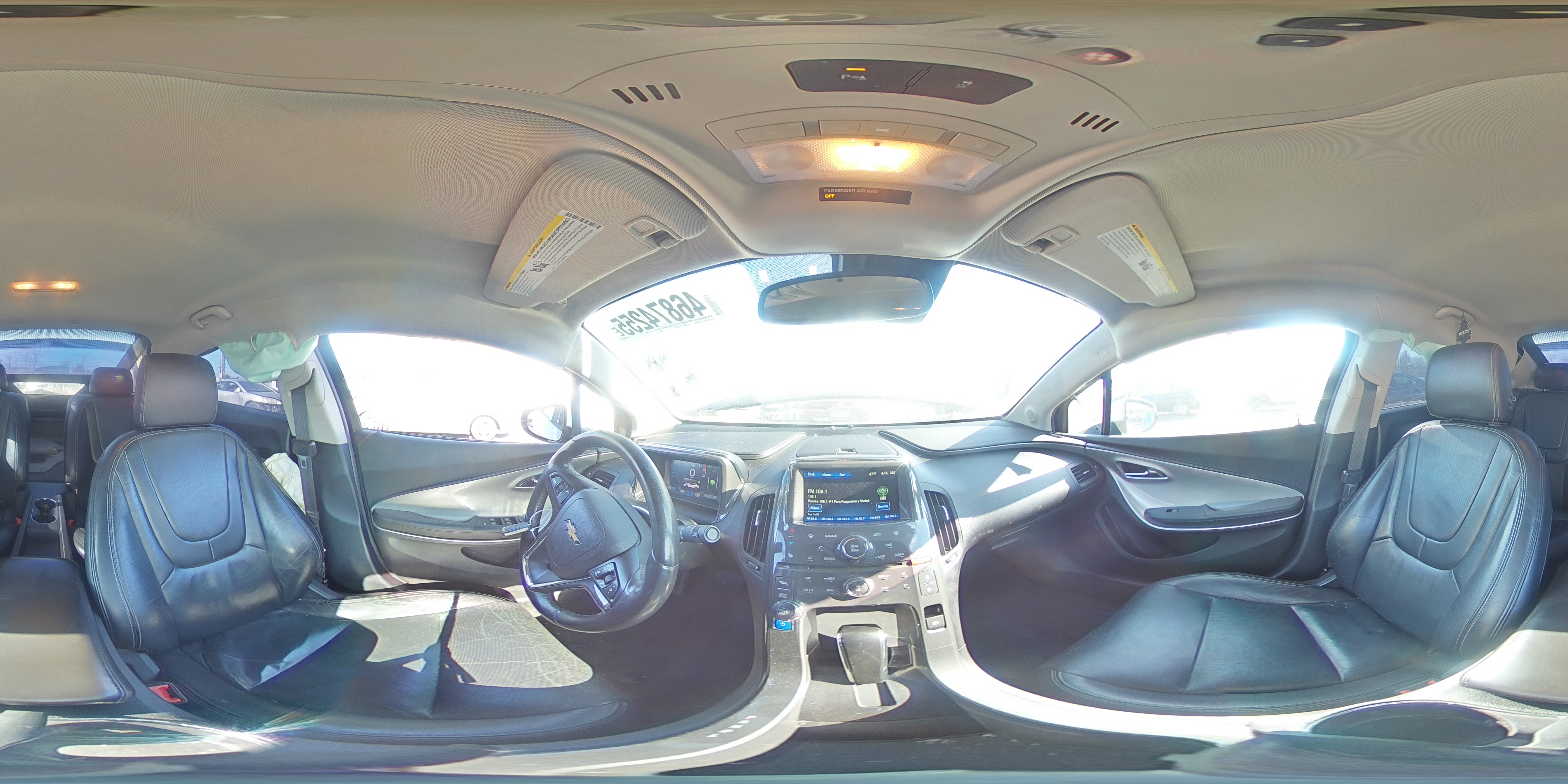 2012 Chevrolet Volt - Image 13