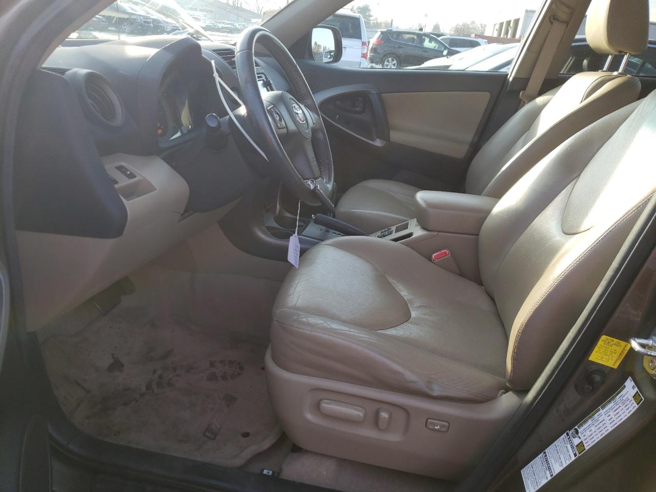 2012 Toyota RAV 4 - Image 7