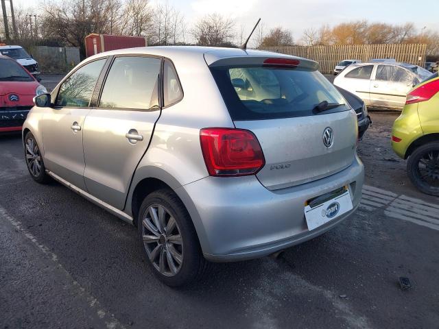 2010 VOLKSWAGEN POLO SEL T