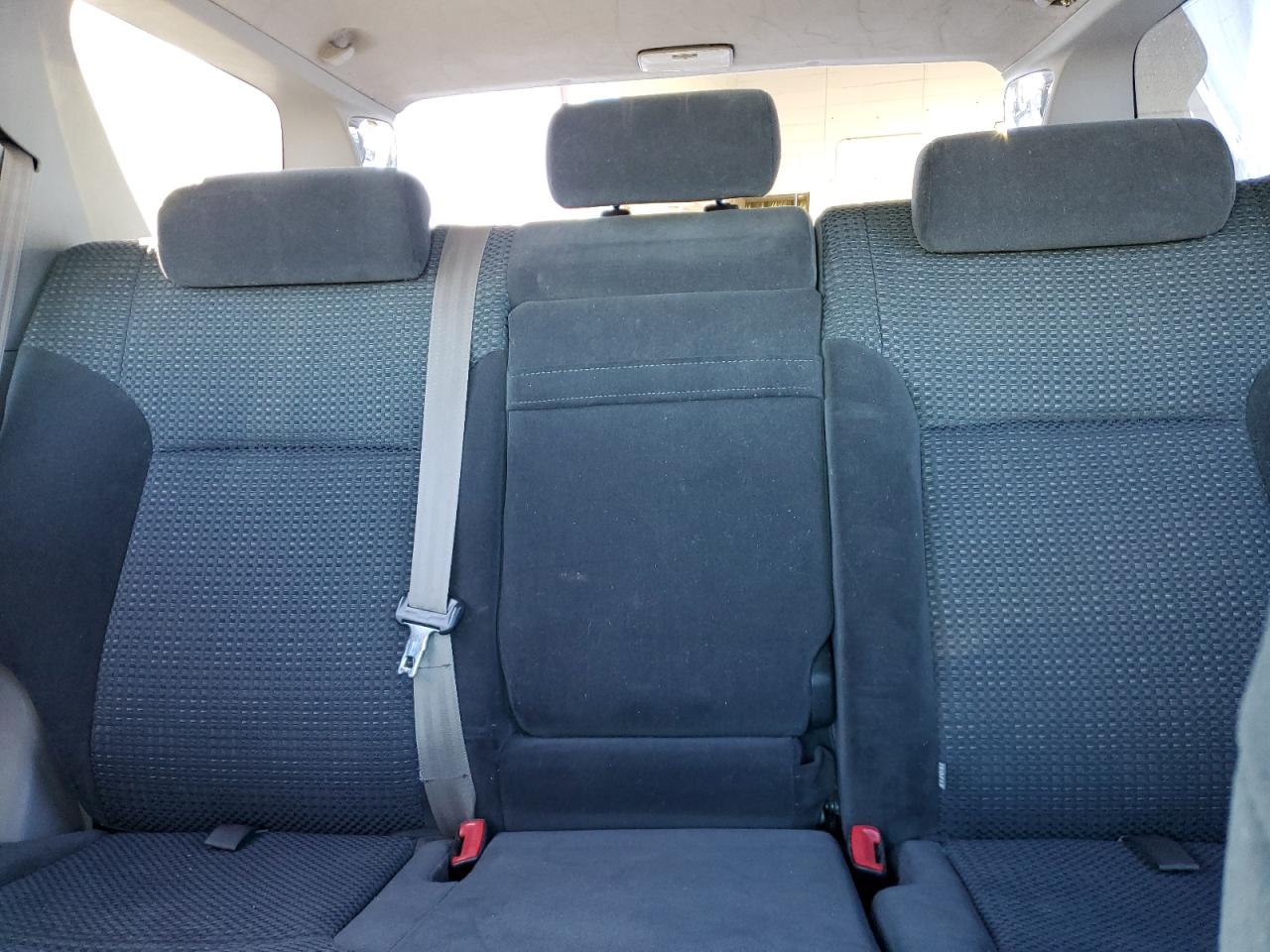 2003 Toyota 4Runner - Image 10