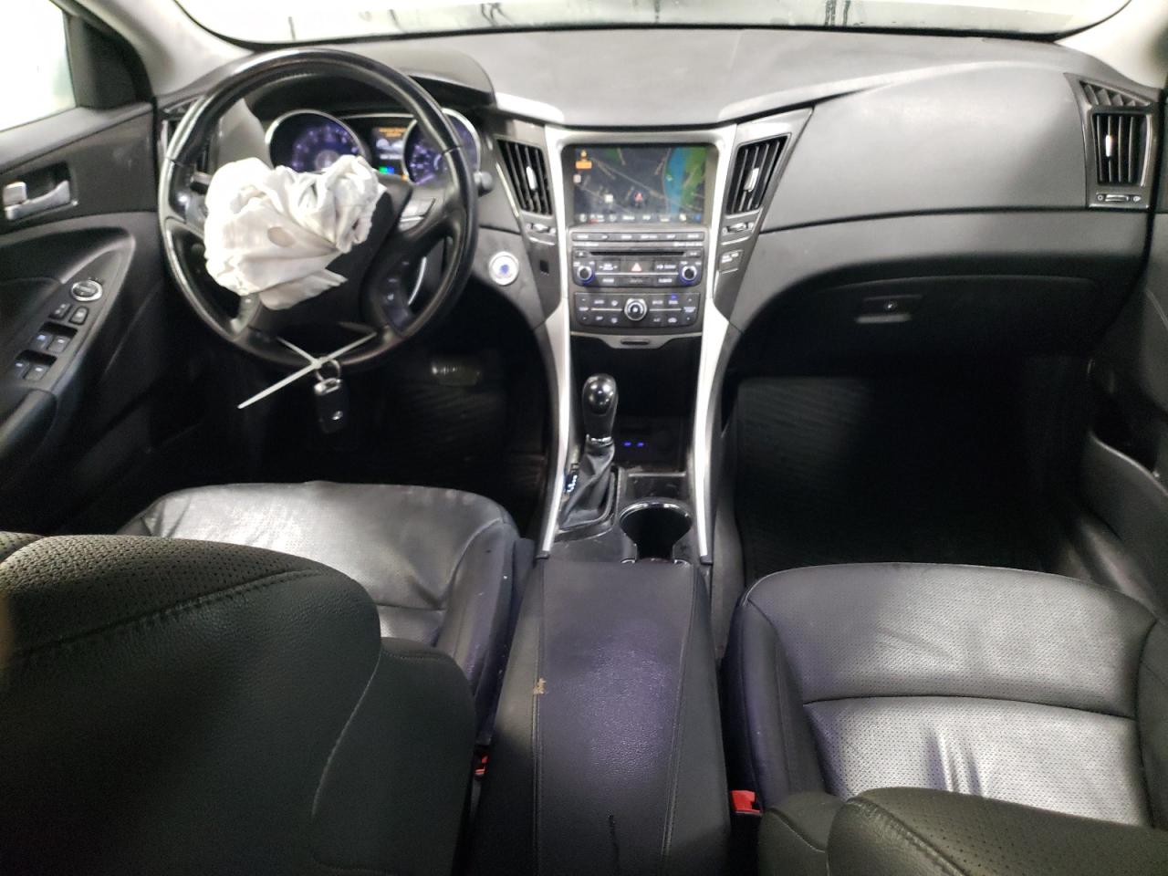 2014 Hyundai Sonata - Image 8