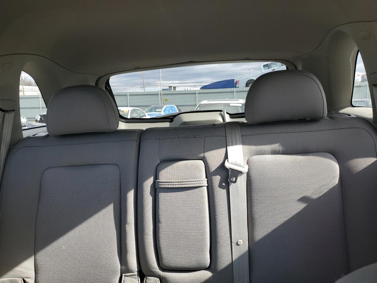 2009 Saturn VUE - Image 10