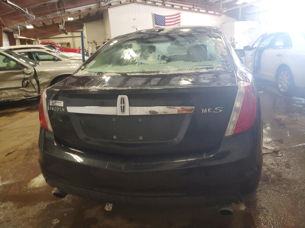 2012 Lincoln MKS - Image 6