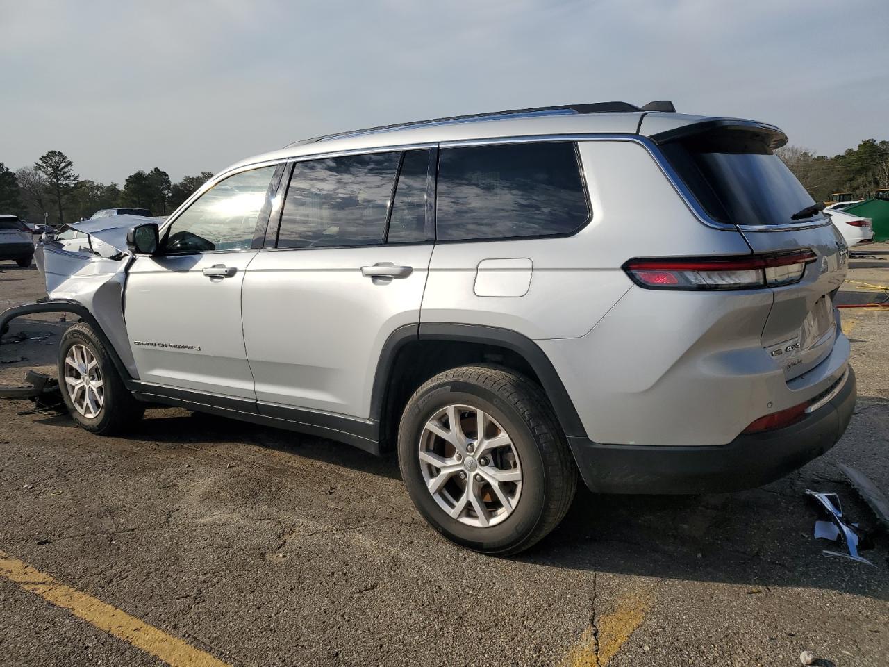 2021 Jeep Grand Cherokee - Image 2