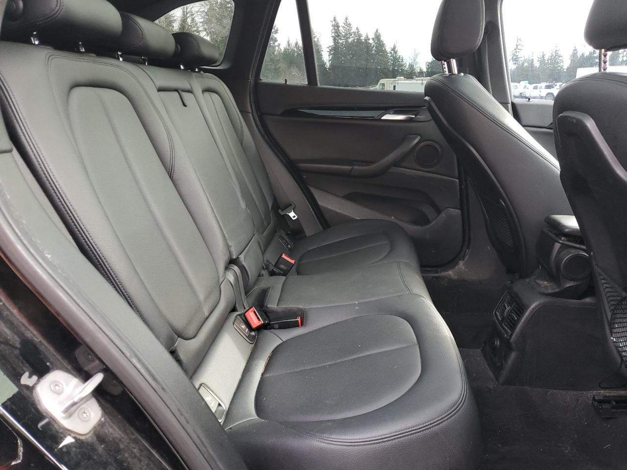 2016 BMW X1 - Image 11