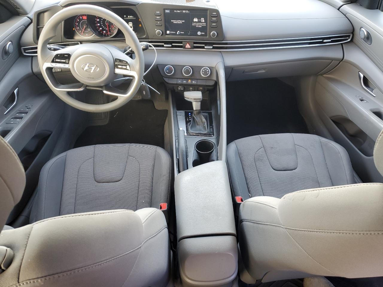 2023 Hyundai Elantra - Image 8