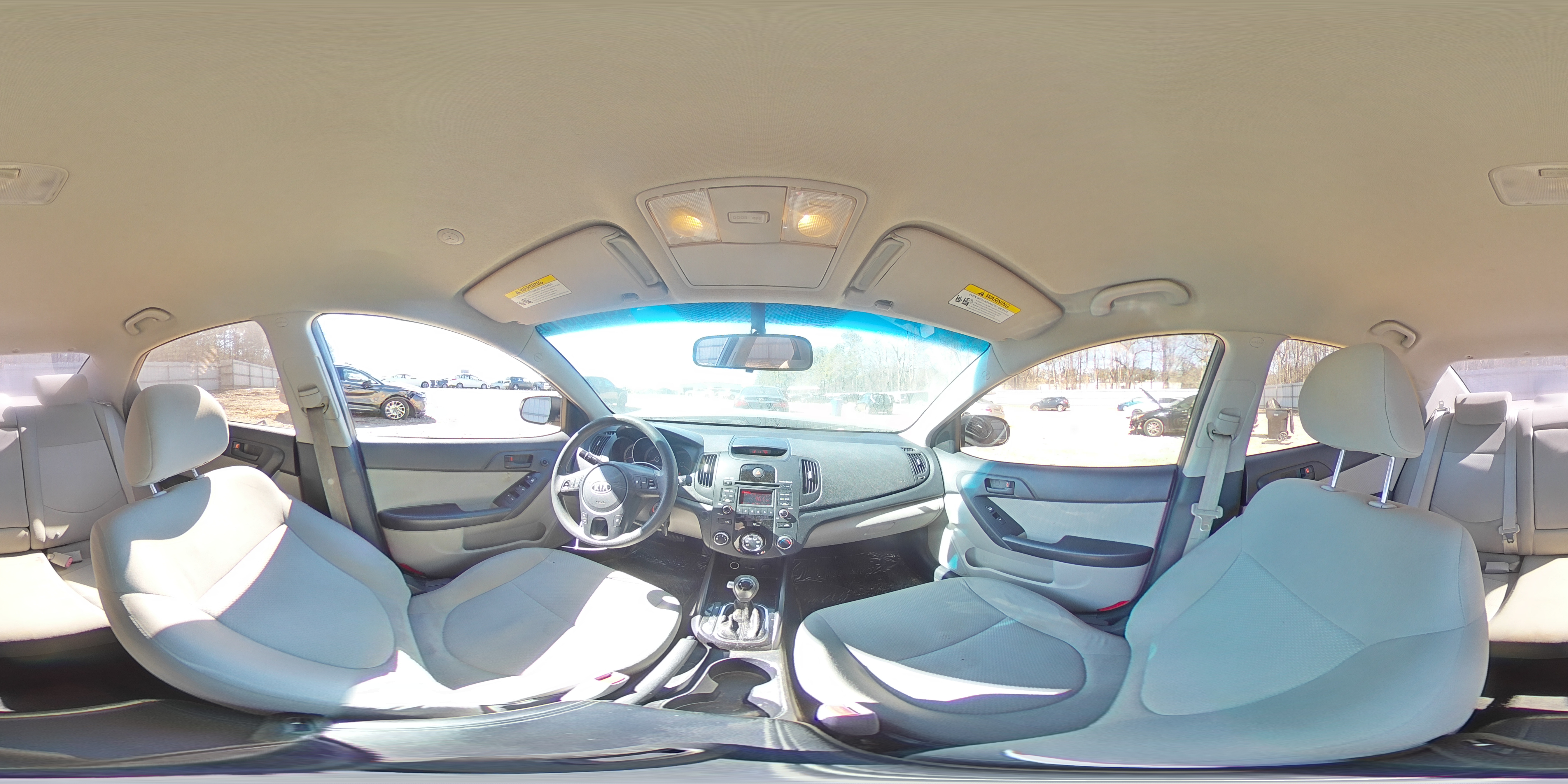 2011 Kia Forte - Image 13