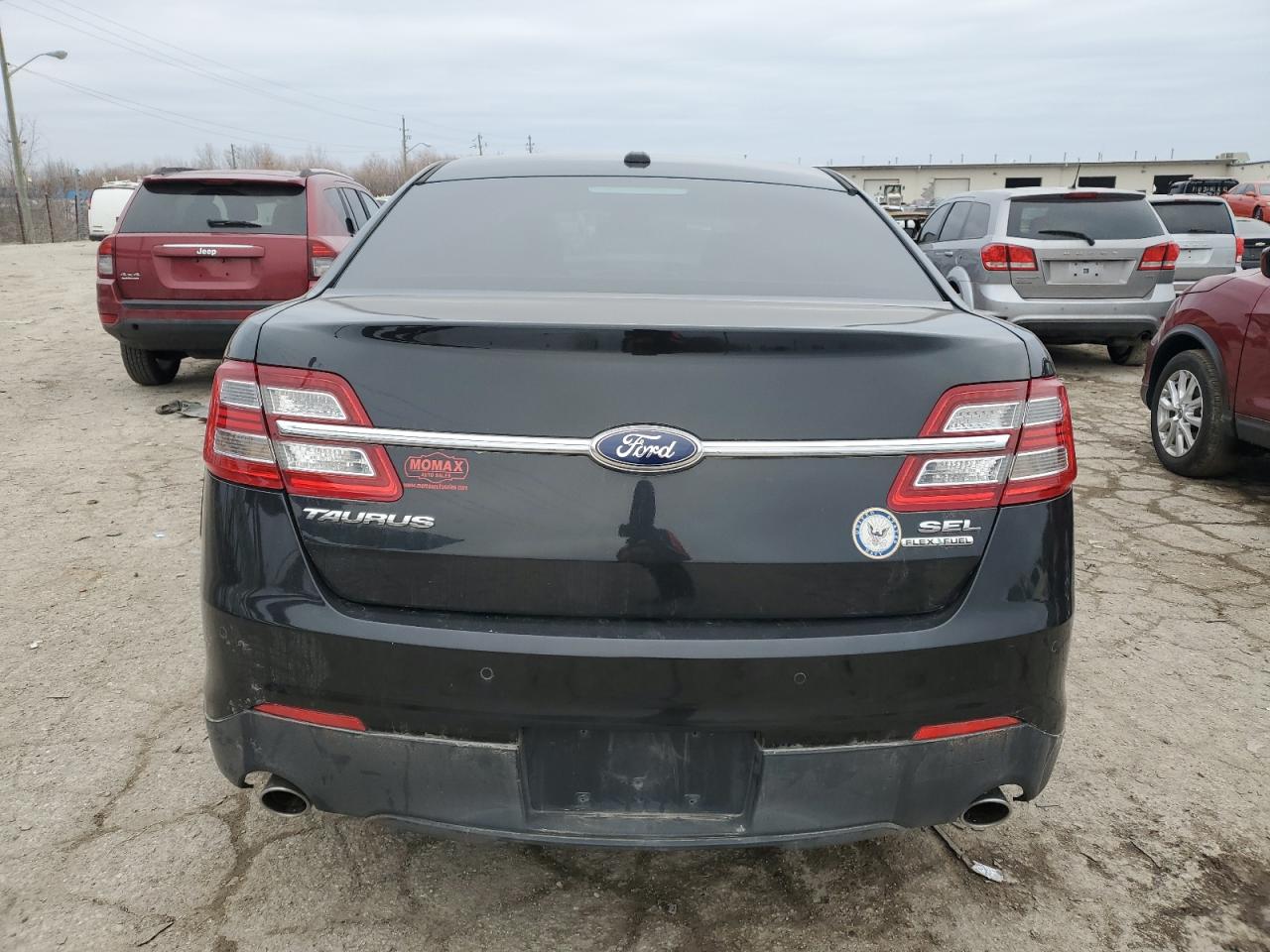 2013 Ford Taurus - Image 6