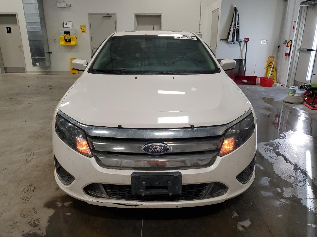 2011 Ford Fusion - Image 5