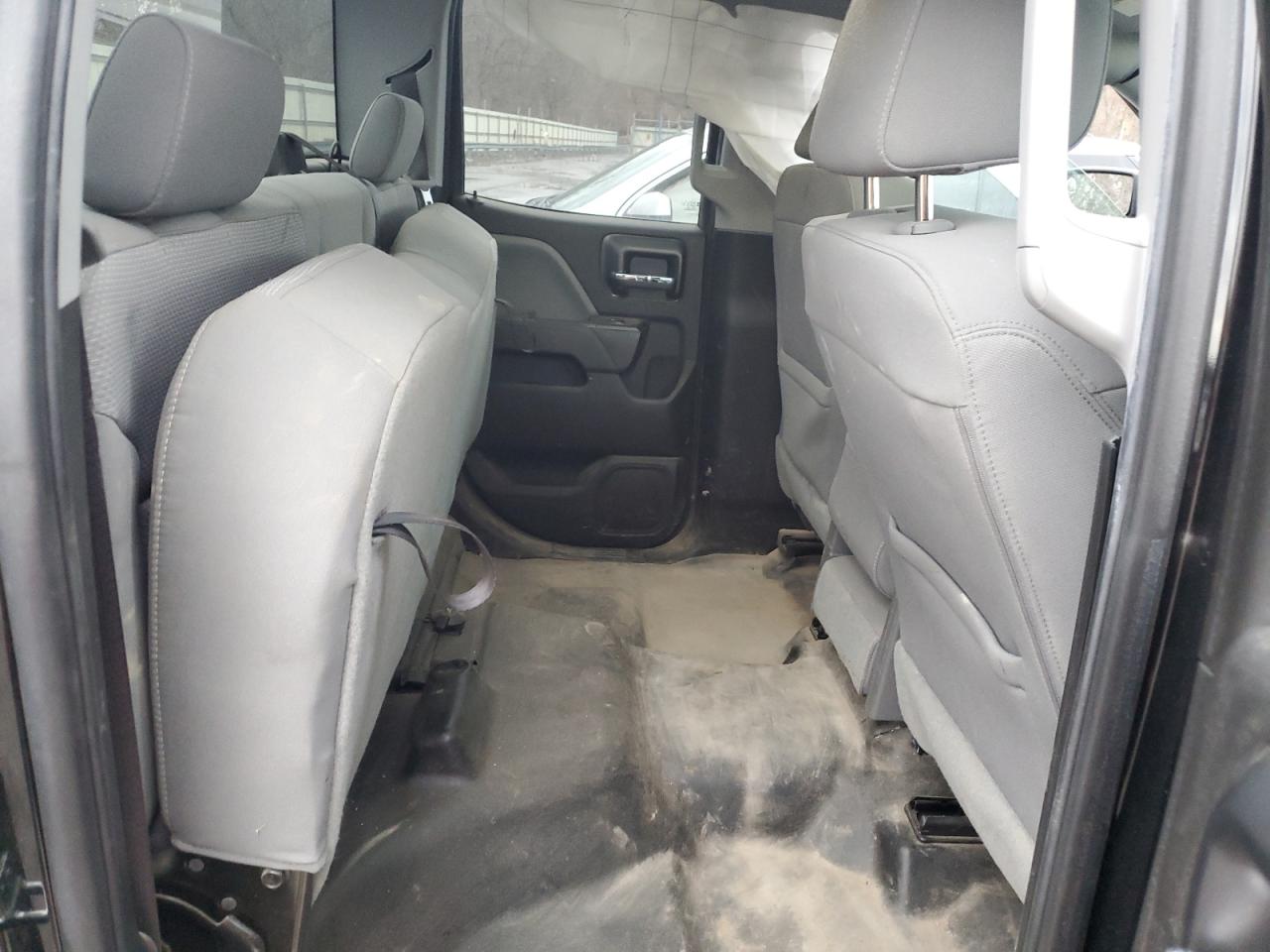 2017 Chevrolet Silverado - Image 10