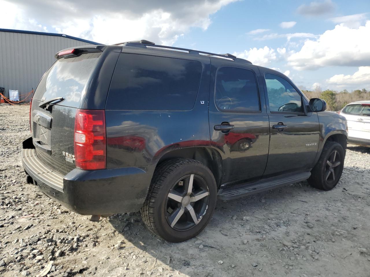 2009 Chevrolet Tahoe - Image 3