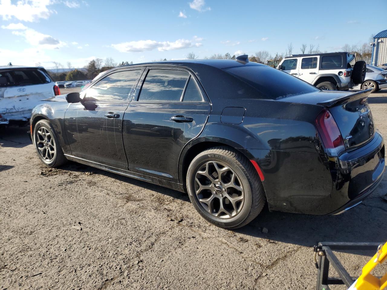 2018 Chrysler 300 - Image 2