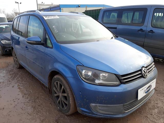 2011 VOLKSWAGEN TOURAN SE