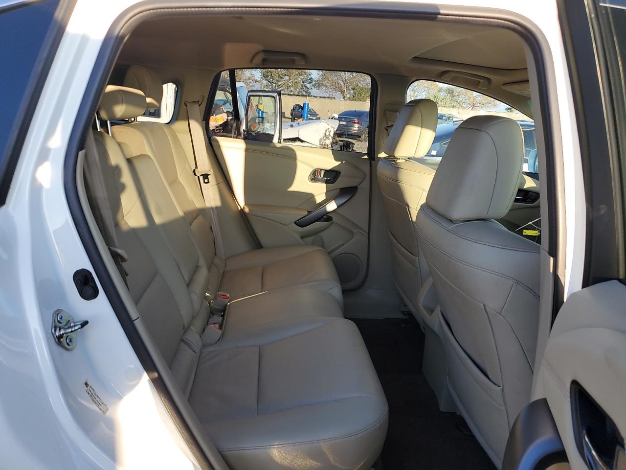 2015 Acura RDX - Image 12