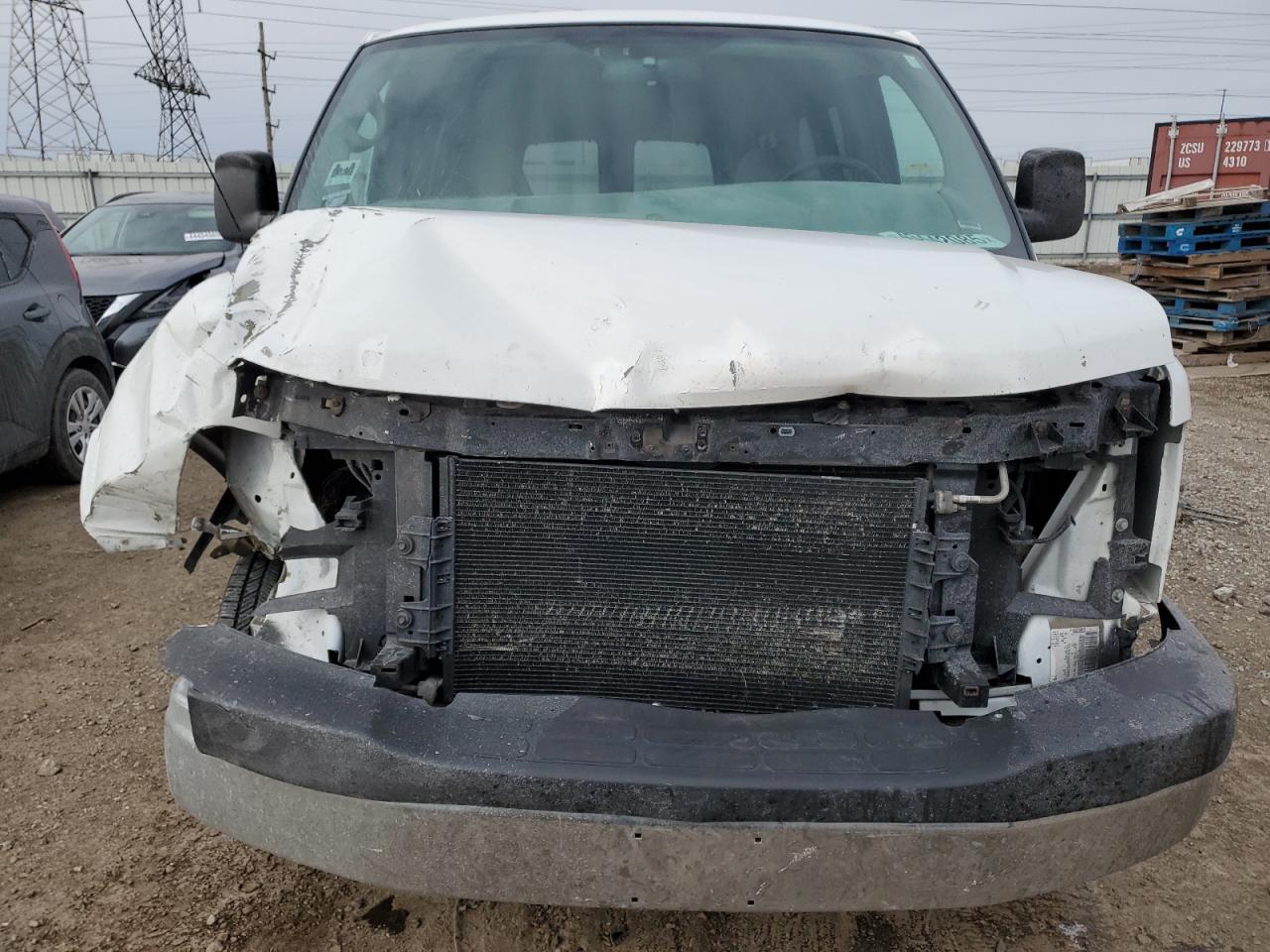 2009 Chevrolet Express - Image 5