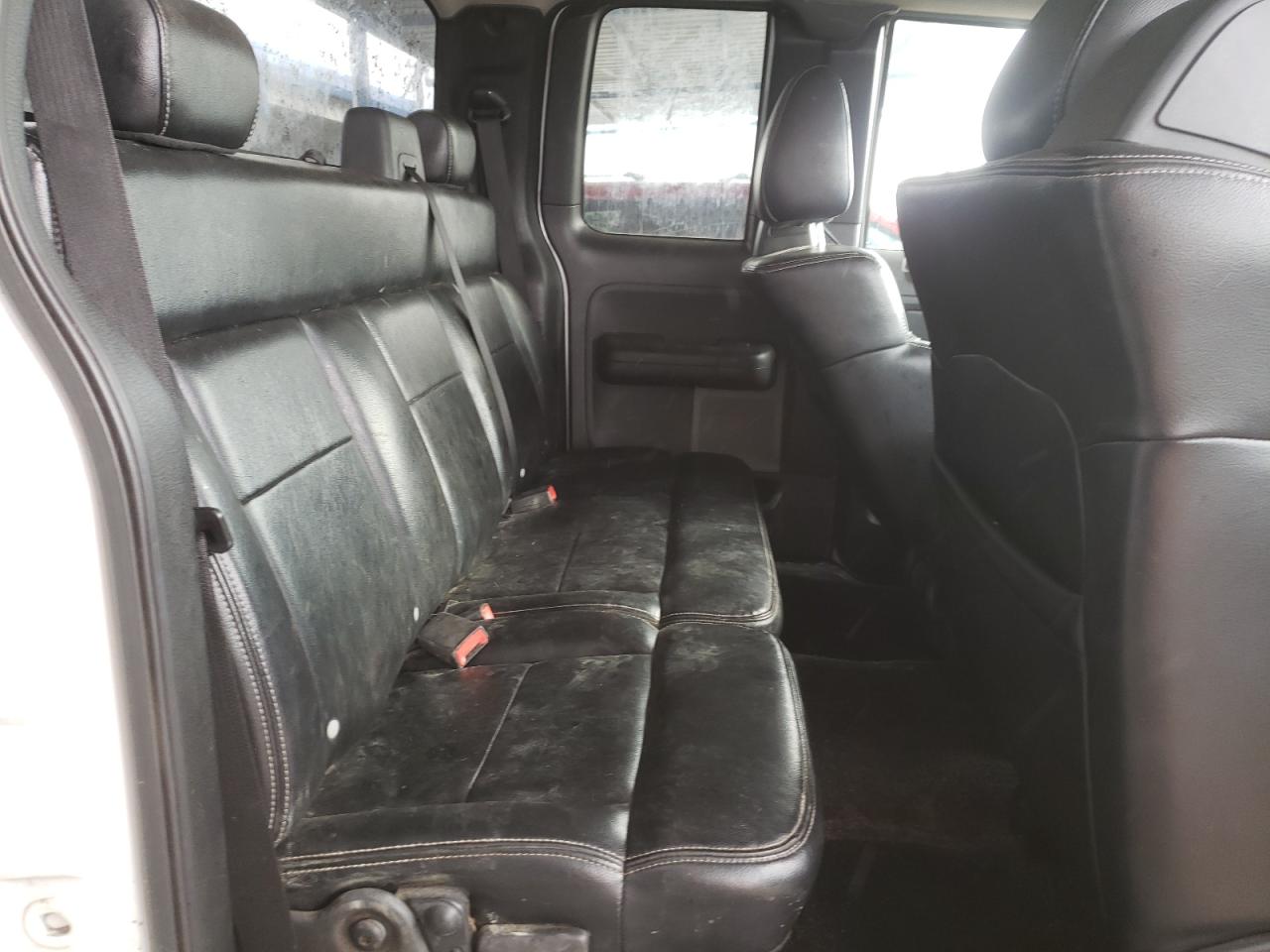 2005 Ford F-150 - Image 11