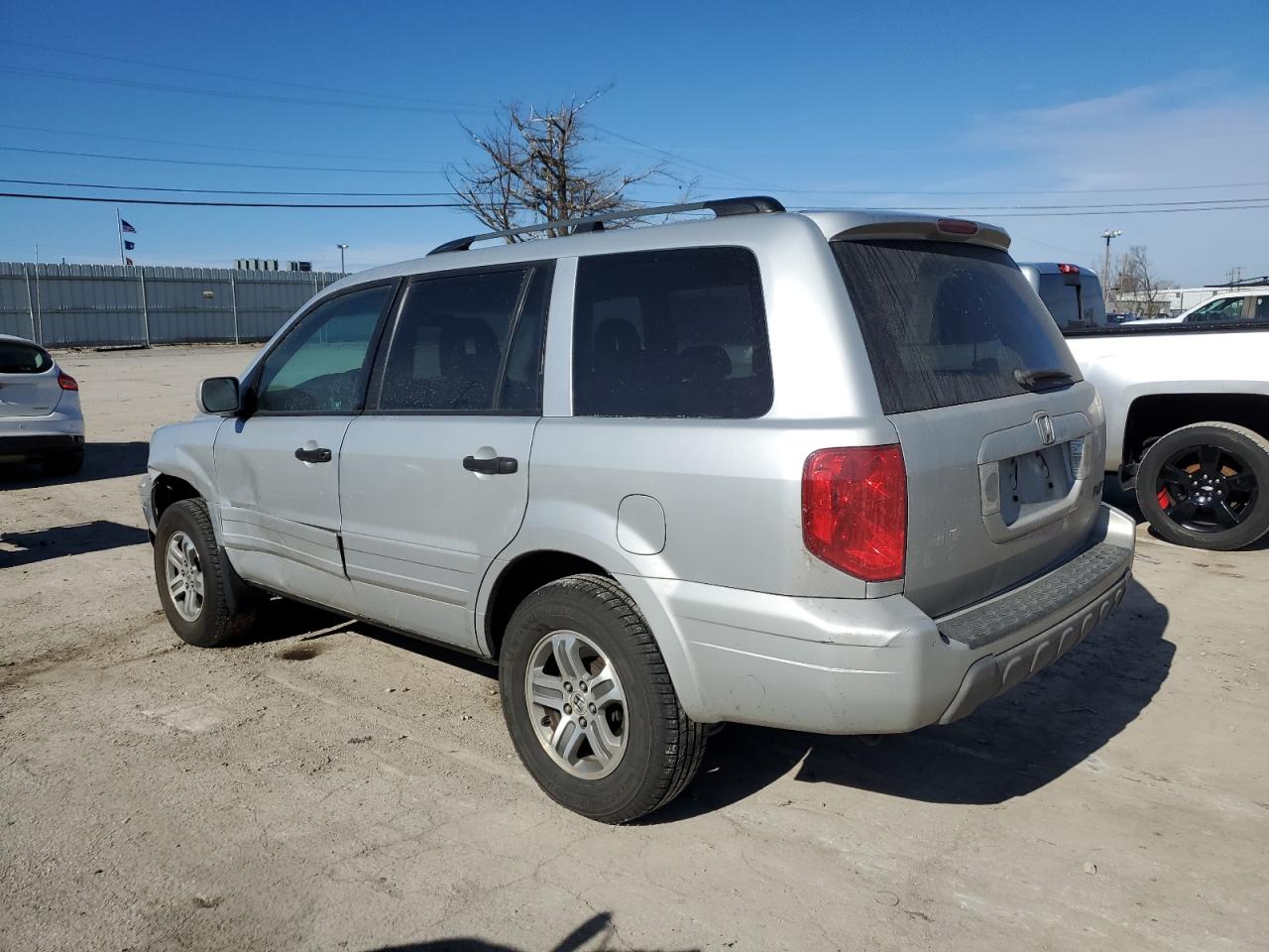 2004 Honda Pilot - Image 2