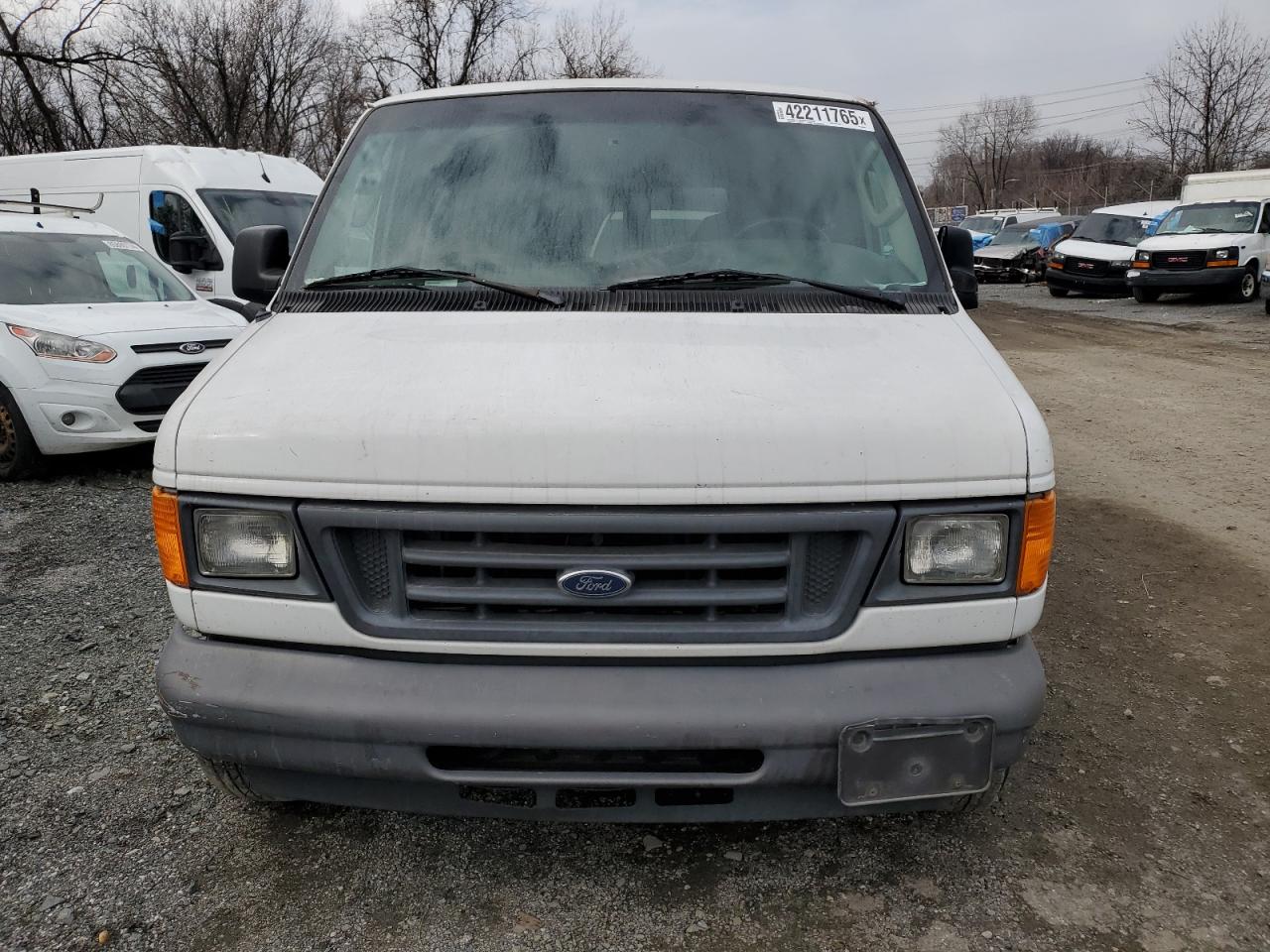 2006 Ford Econoline - Image 5