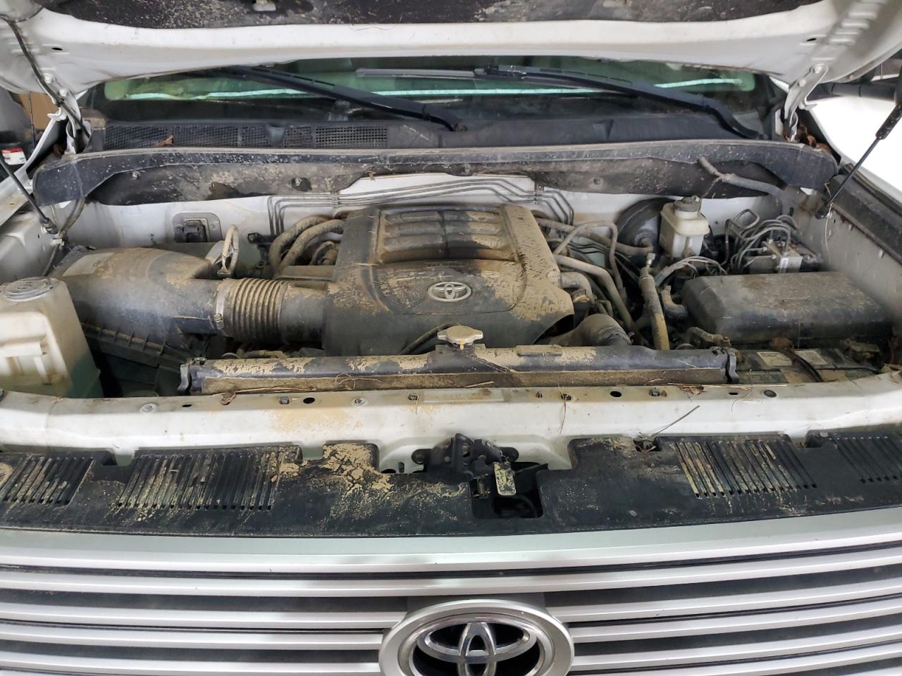 2016 Toyota Tundra - Image 11