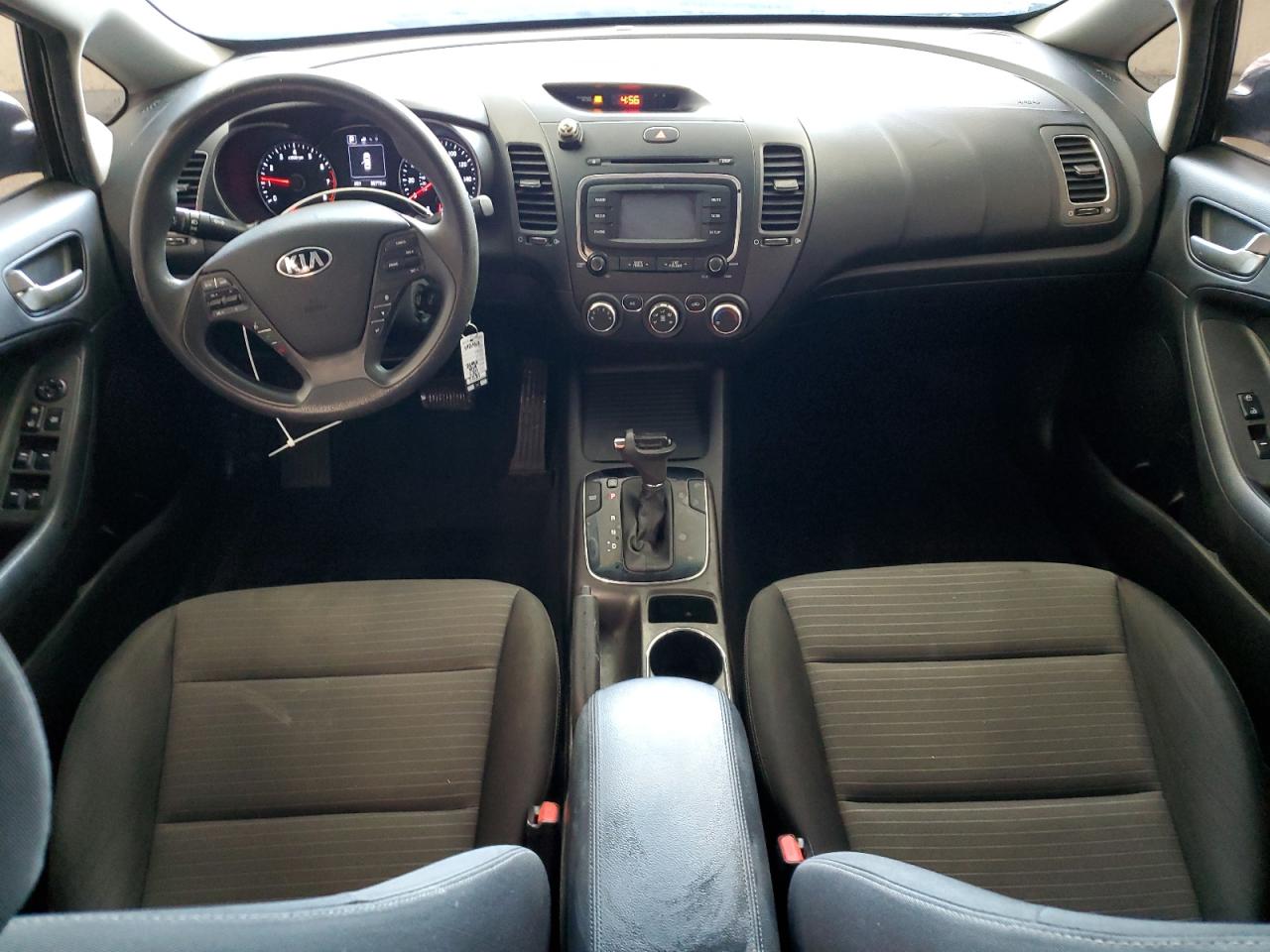 2017 Kia Forte - Image 8