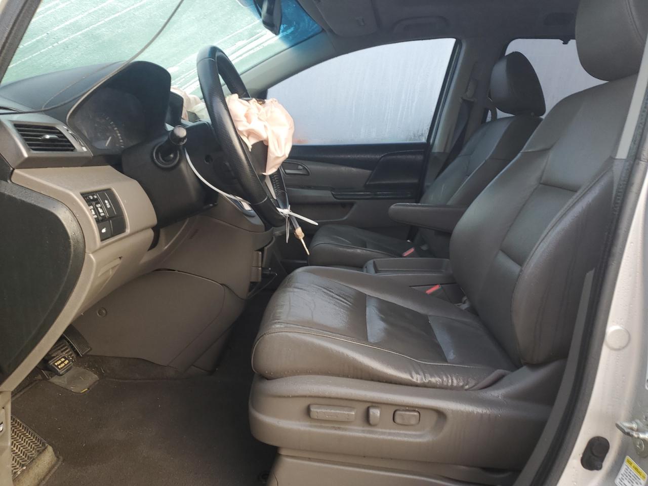 2011 Honda Odyssey - Image 7
