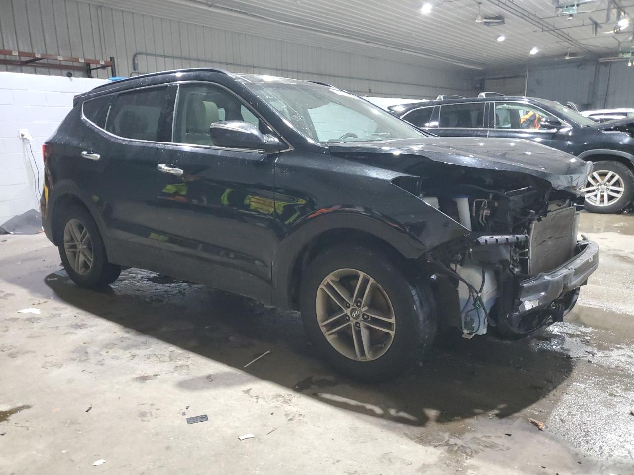 2017 Hyundai Santa Fe - Image 4