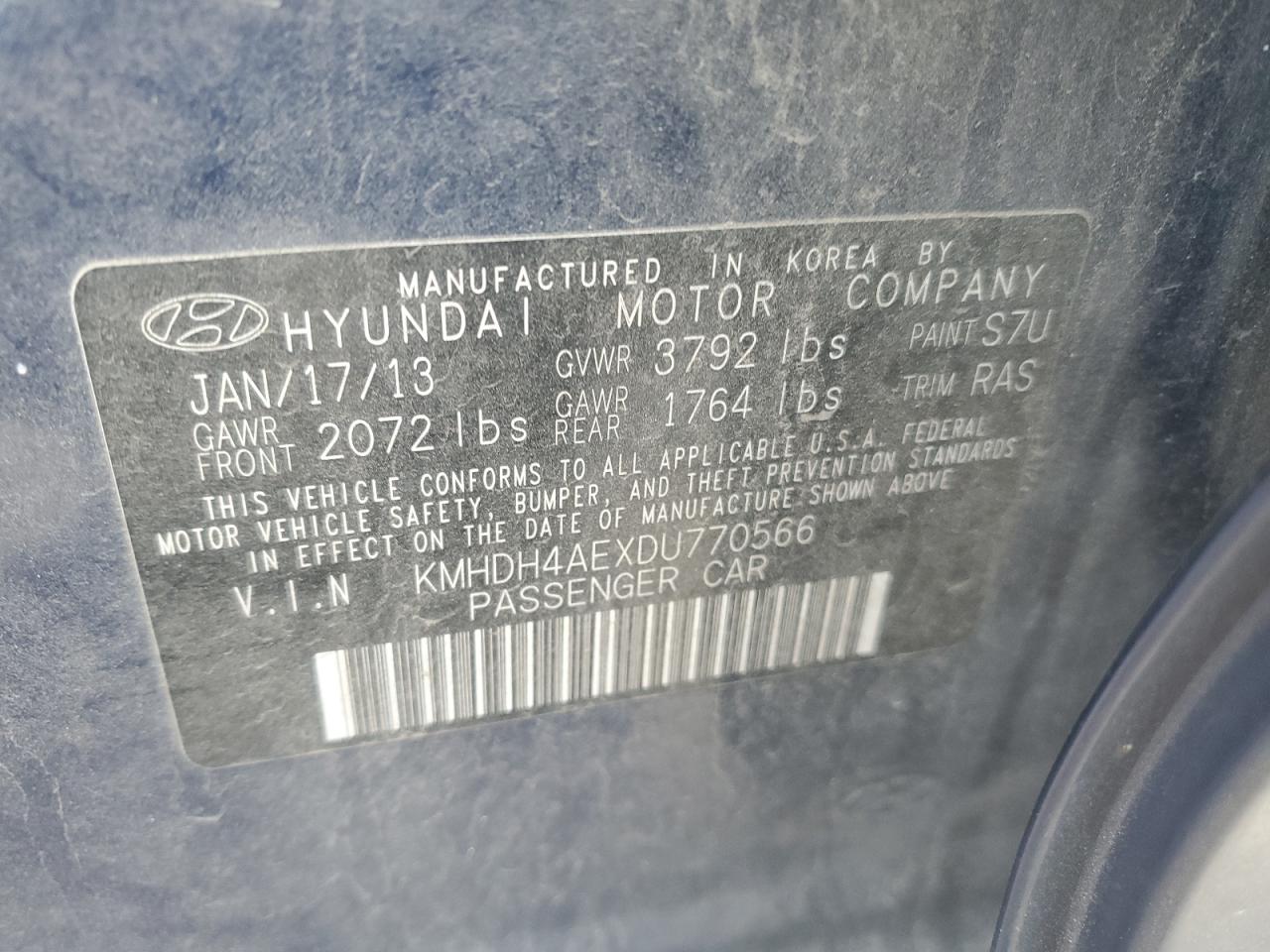 2013 Hyundai Elantra - Image 13