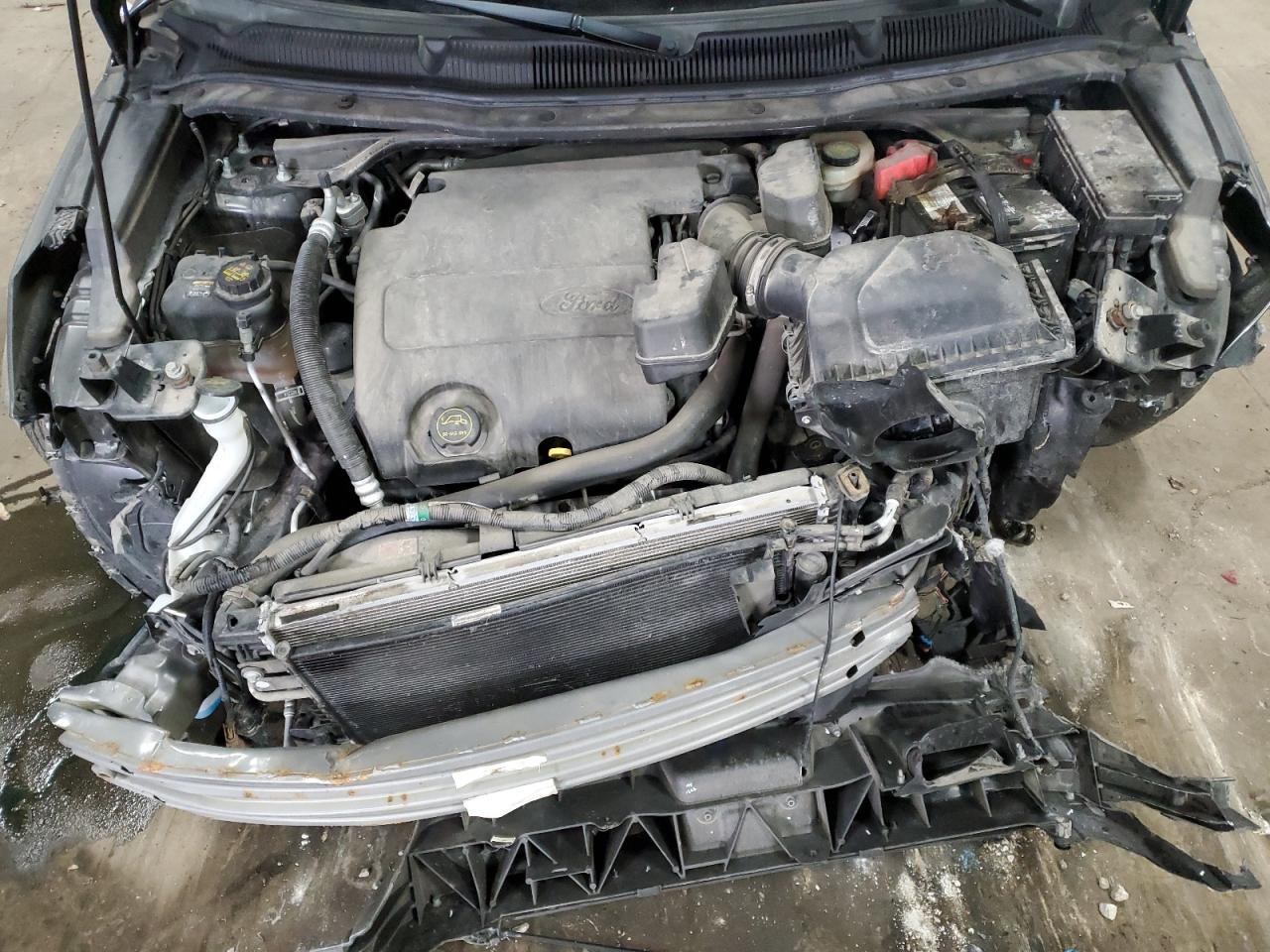 2016 Ford Explorer - Image 13