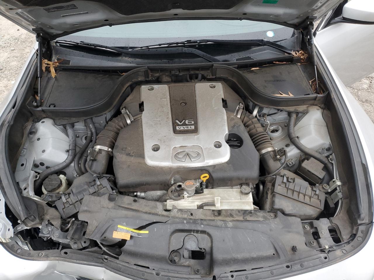 2013 Infiniti G - Image 11