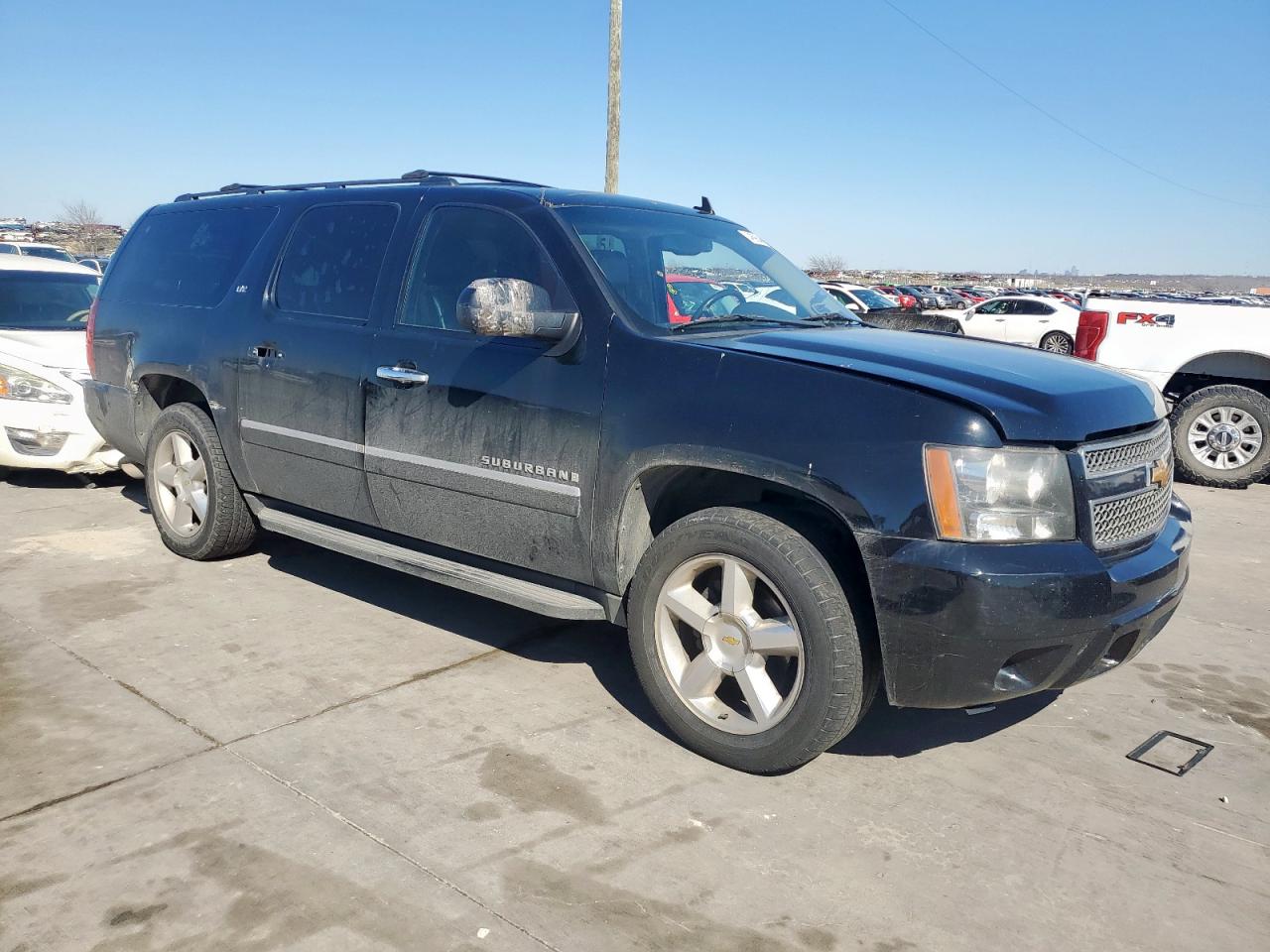 2009 Chevrolet Suburban - Image 4
